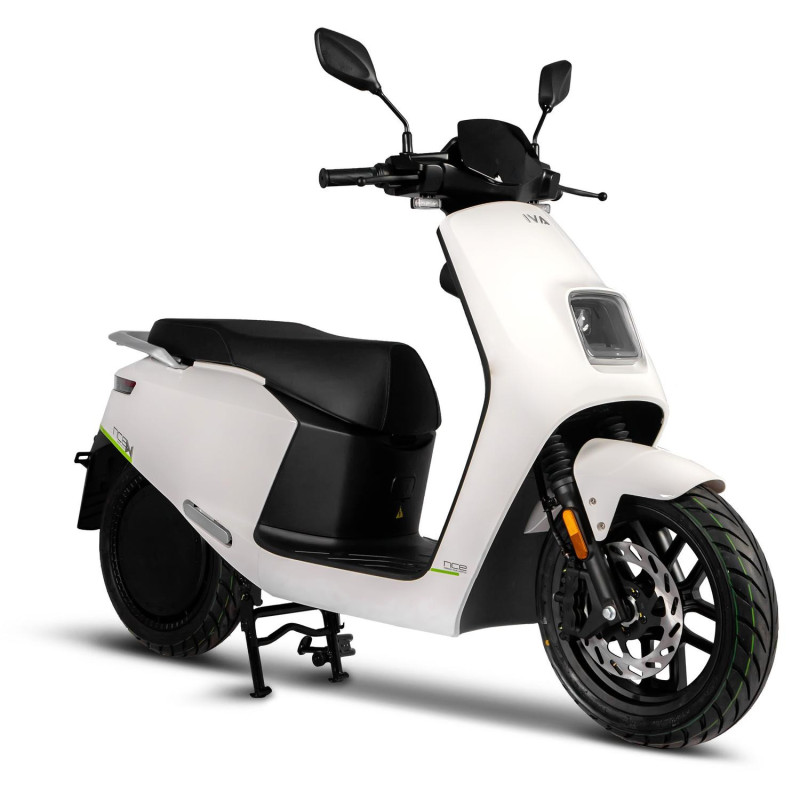 IVA NCE – 2000W Elektrische Scooter | QualityMotors