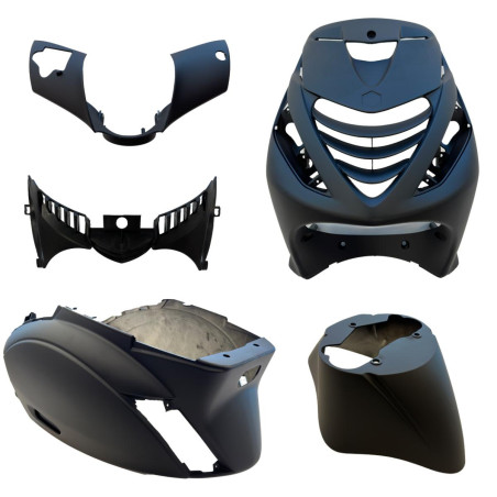 PLAATSET APLUS PASSEND OP PIAGGIO ZIP SP 5 DELIG MAT ZWART