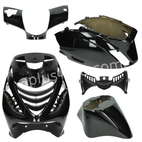 PLAATSET APLUS PASSEND OP PIAGGIO ZIP SP 5 DELIG - GLANS ZWART