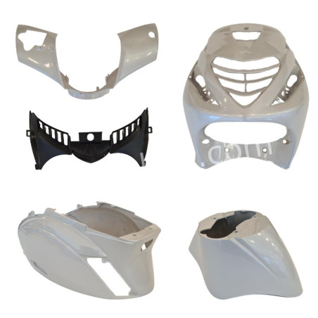 PLAATSET APLUS PASSEND OP PIAGGIO ZIP SP 5 DELIG PEARL WHITE