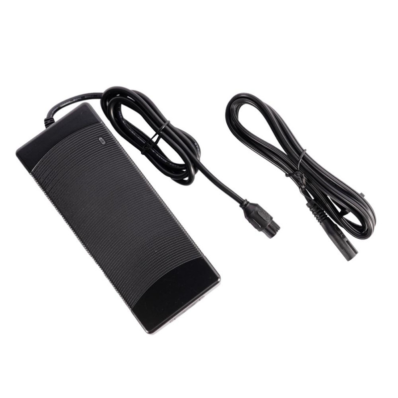 ACCULADER FATBIKE INPUT 100-240V / OUTPUT 54.6V 2A (3-POLIG)