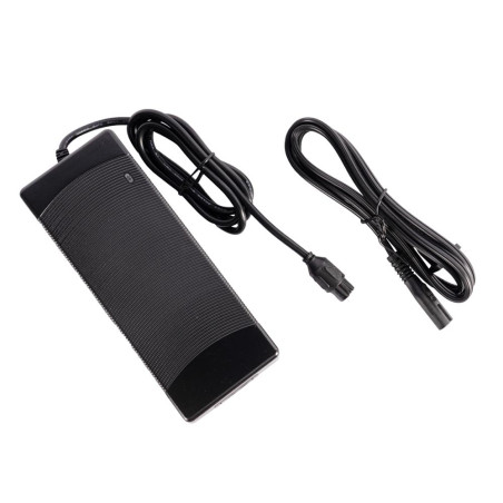 ACCULADER FATBIKE INPUT 100-240V / OUTPUT 54.6V 2A (3-POLIG)