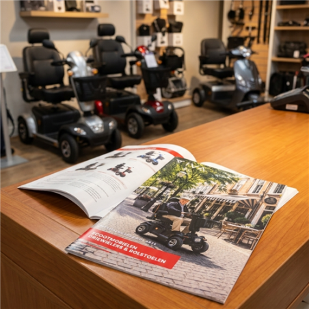 IVA Brochure Scootmobielen/Driewielers/Rolstoelen 25 stuks