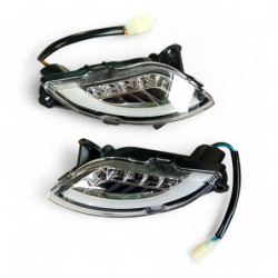IVA Lux Electric 2.0 Knipperlicht Voor Set | QualityMotors